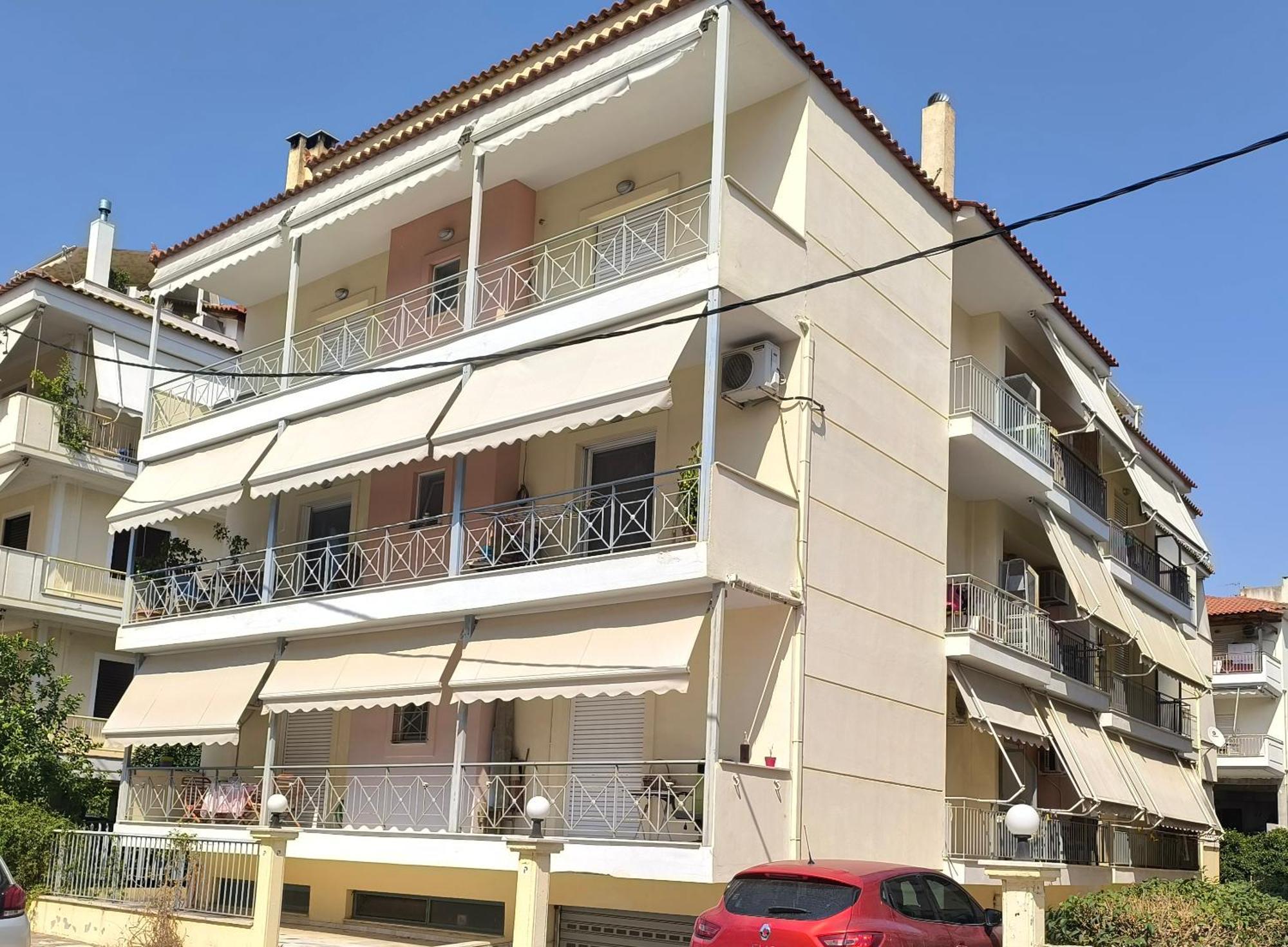 Trident Apartment *